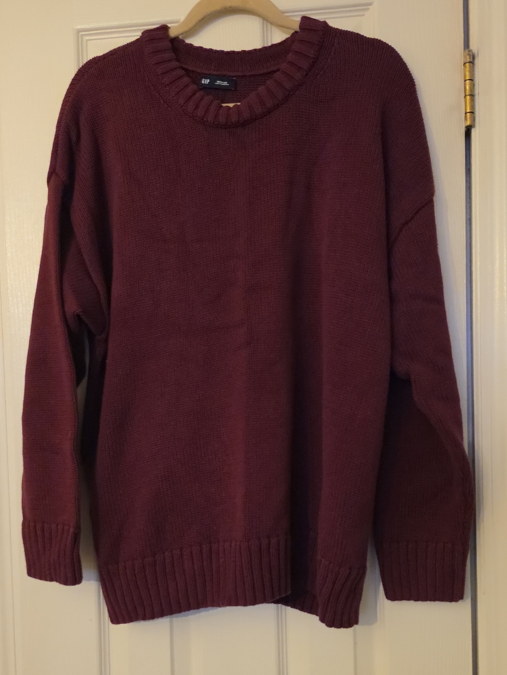 Gap Men's Burgundy Crewneck Sweater Size Medium